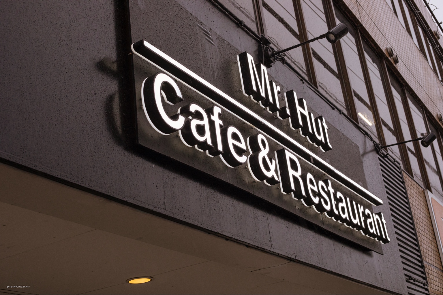 Mr. Hut gallery 6